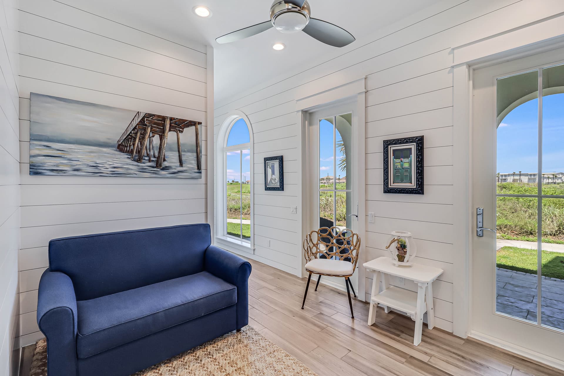 Coastal Oasis House - Image 17