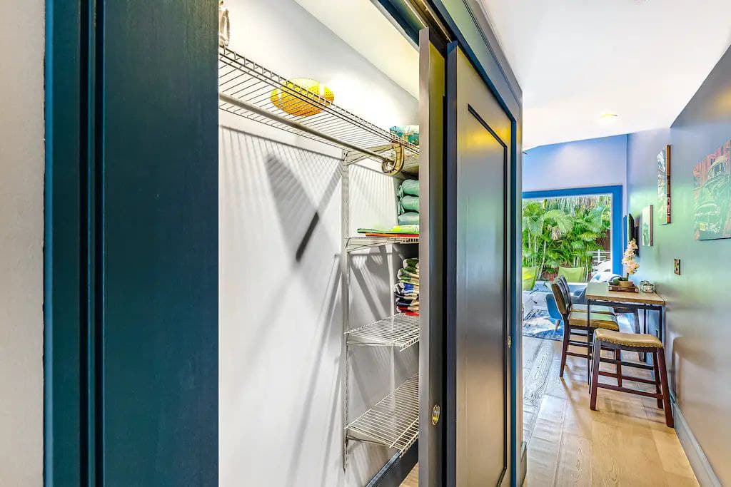 Island Retreat - Image 19