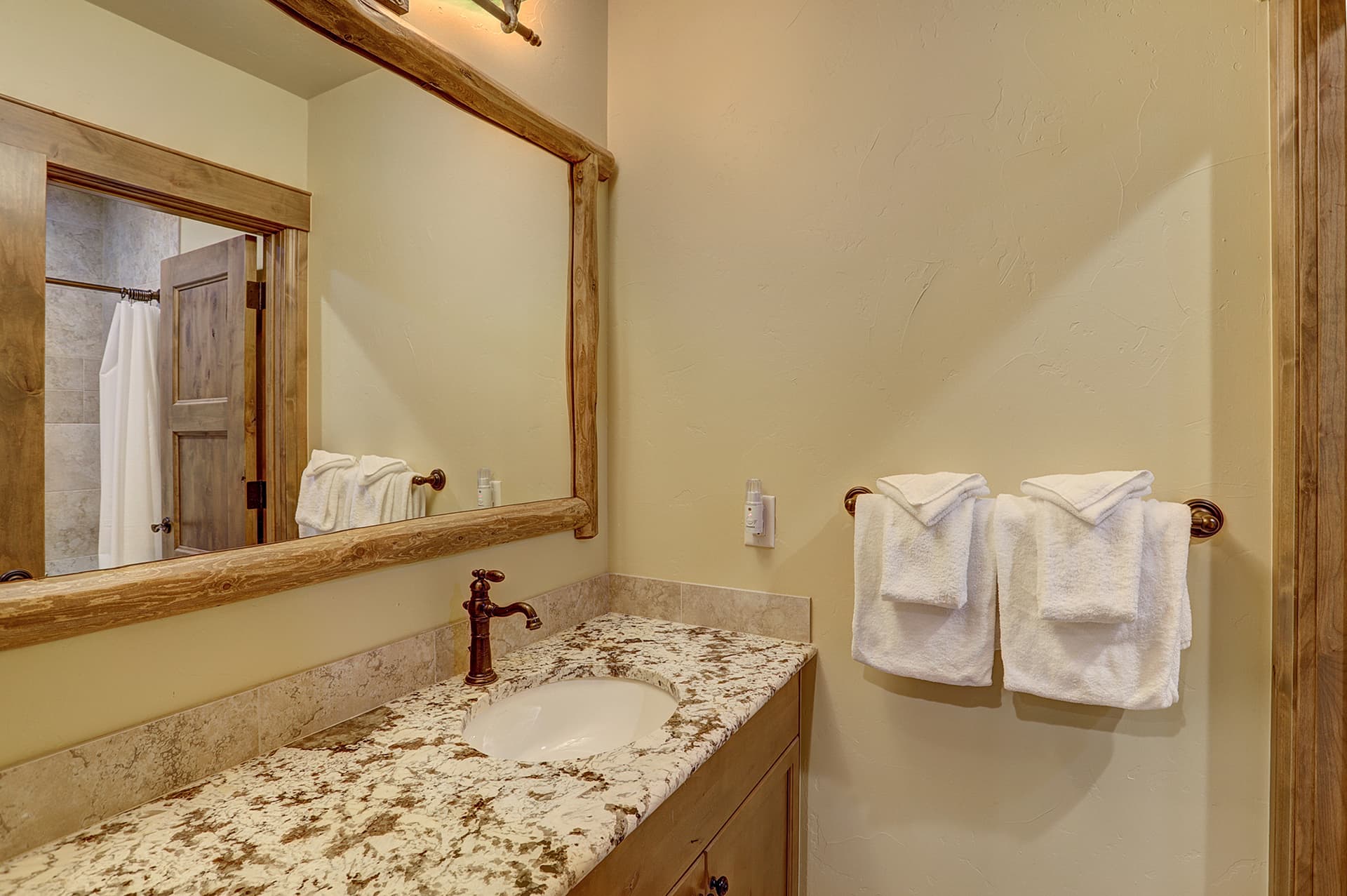 Cloud Peak Vista - Image 24