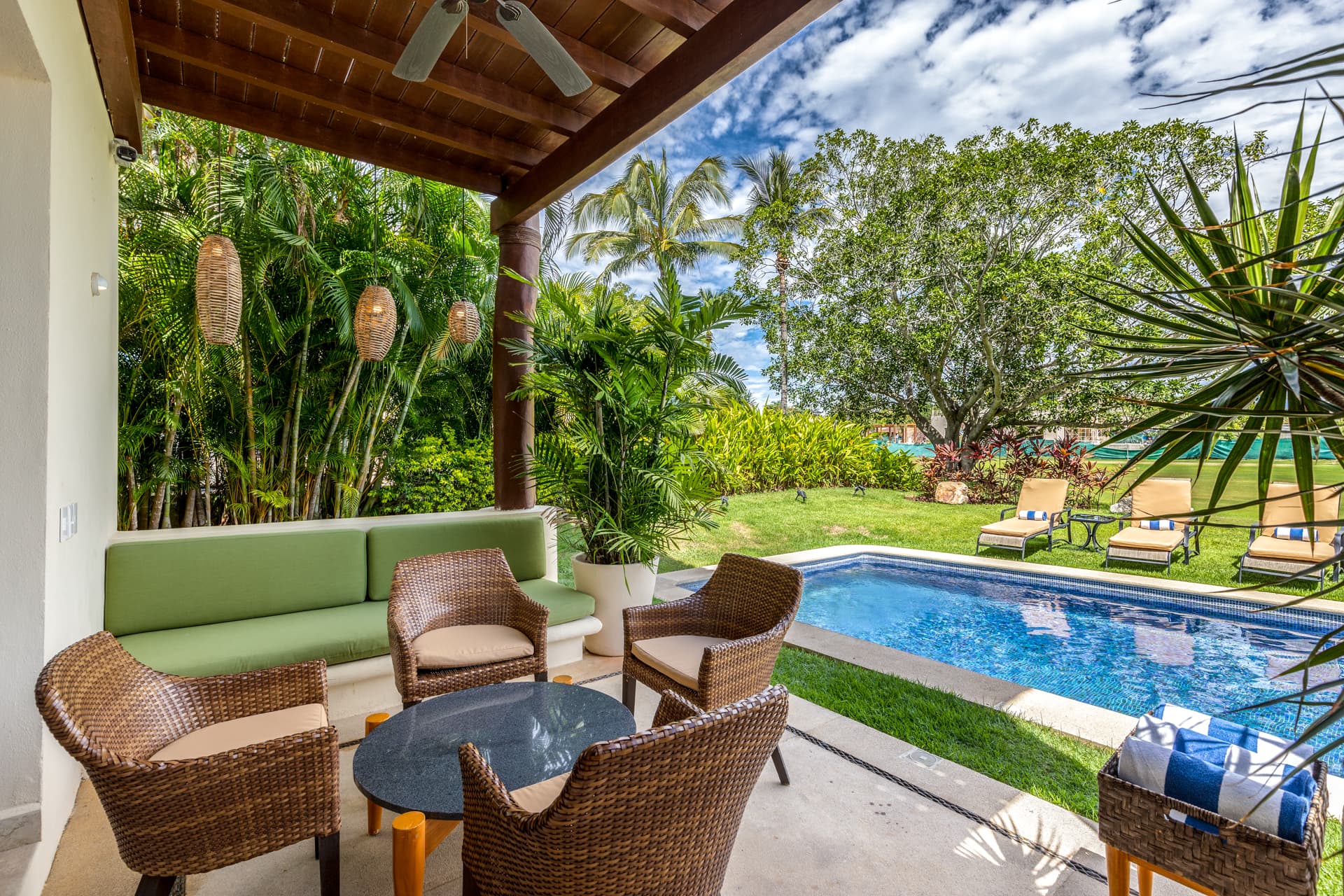 La Serenata #3 - Image 56