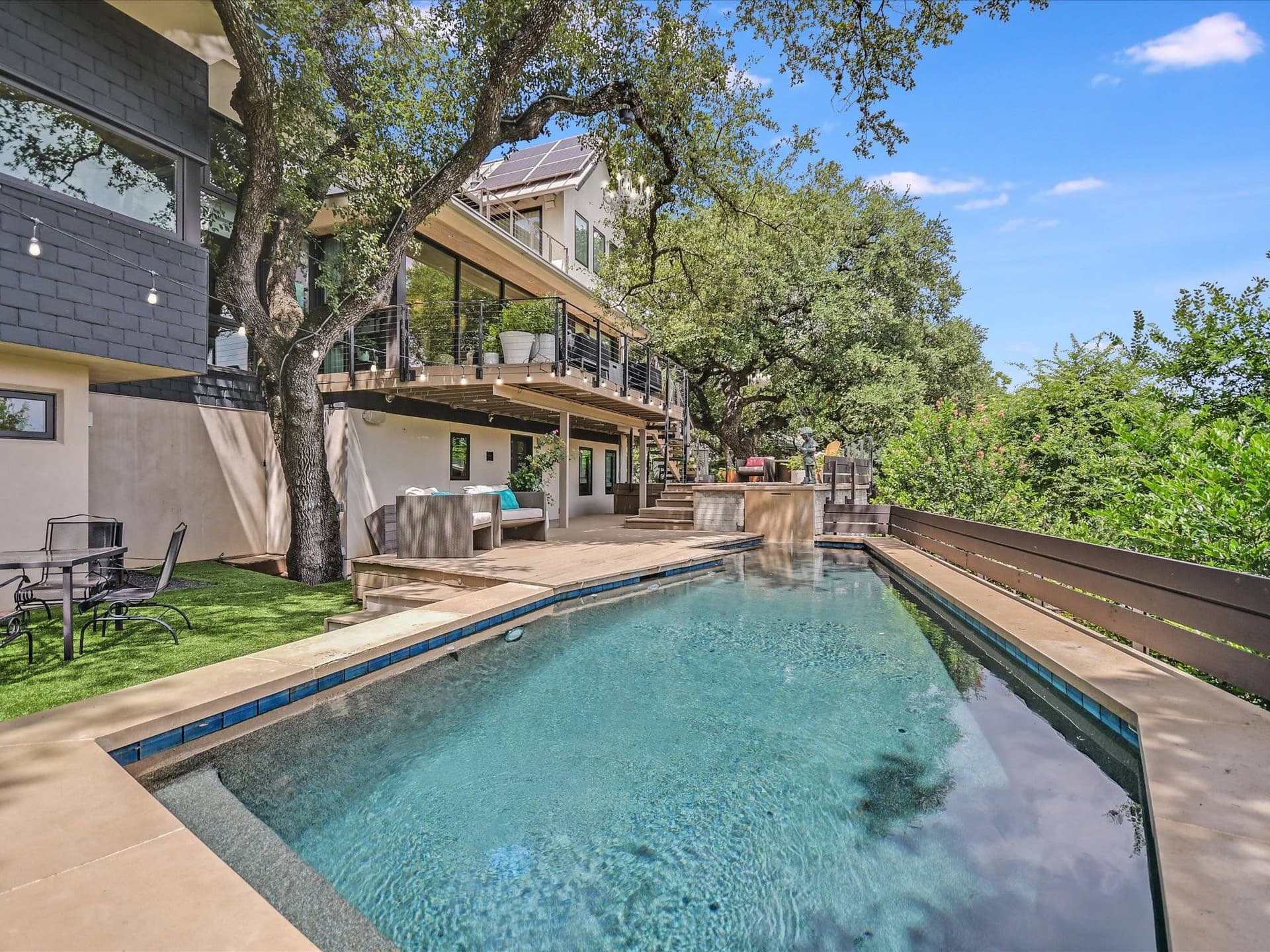 Capitol View Estate - Image 2