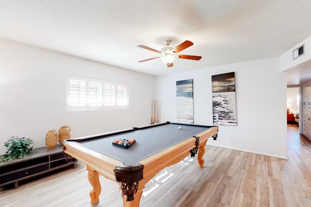 Charming Retro Gem - Image 5