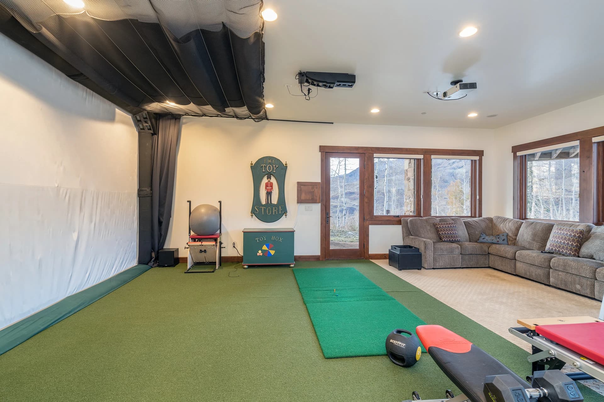 San Sophia Manor - Image 10