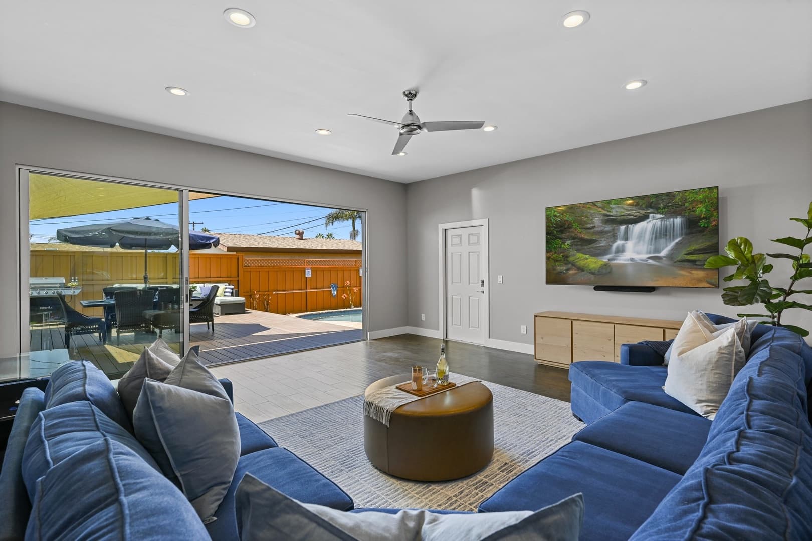 Pacific Beach Retreat - Image 4