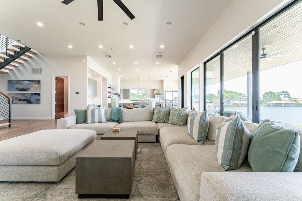 Some Kind of Wonderful Villa - Image 2