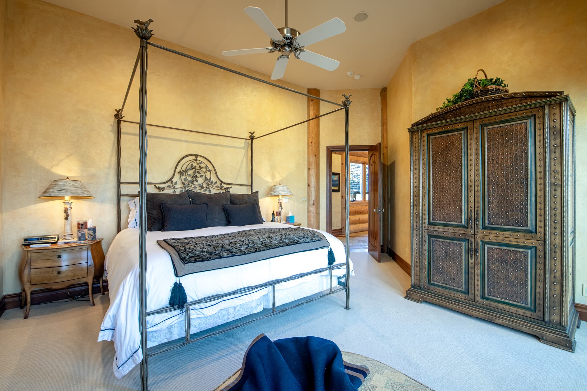 Log Out At Touchdown Retreat - Image 34