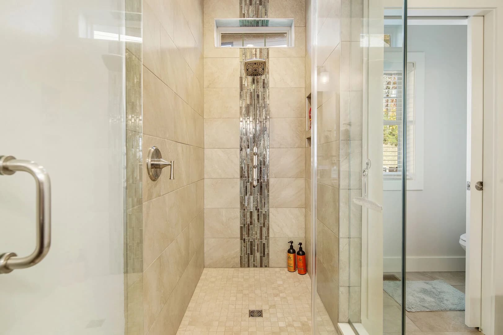 Hilltop Splendor House - Image 18