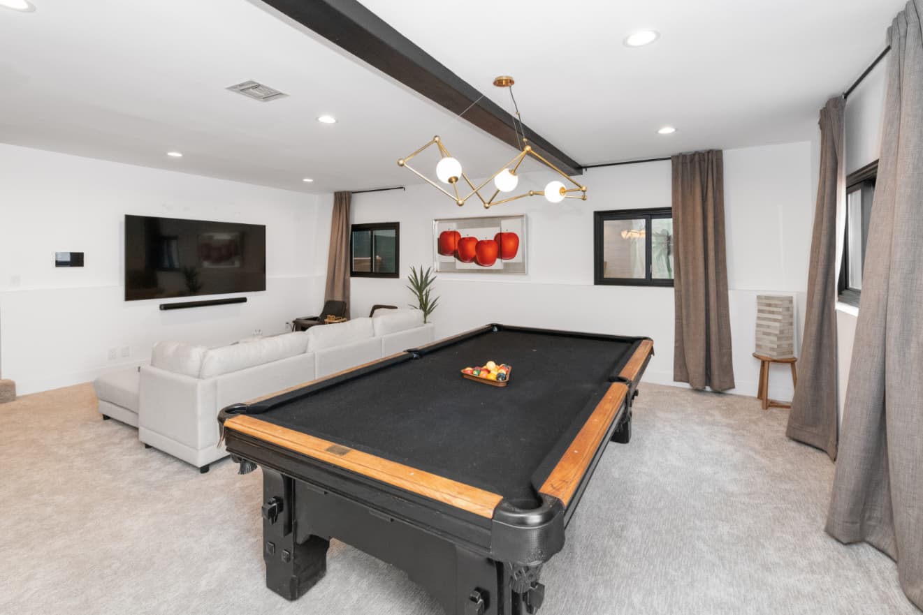 Reef Mall Villa - Image 36