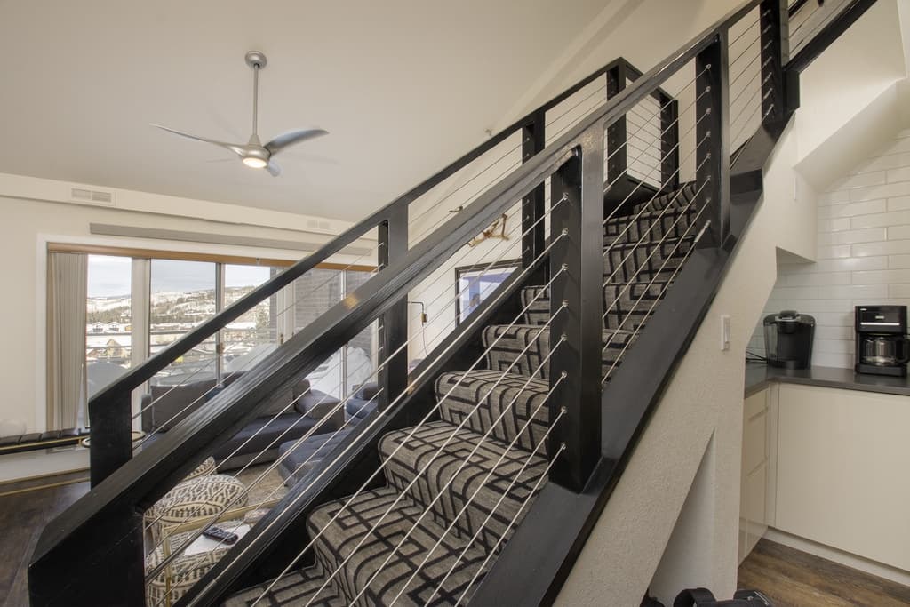 Crestview Place Residence 507 - Image 7