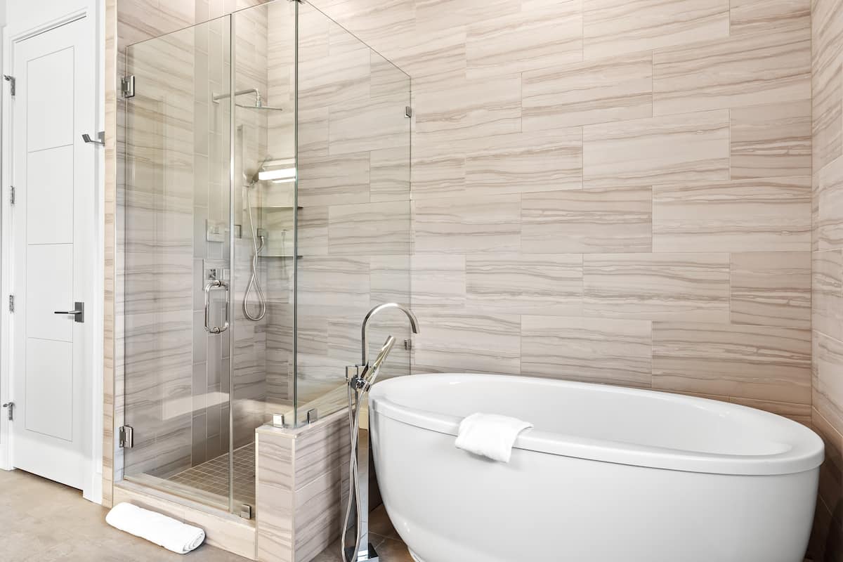 Crest One - Image 23