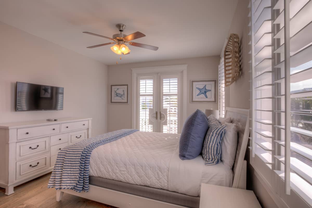 Coconut Cove - Image 32