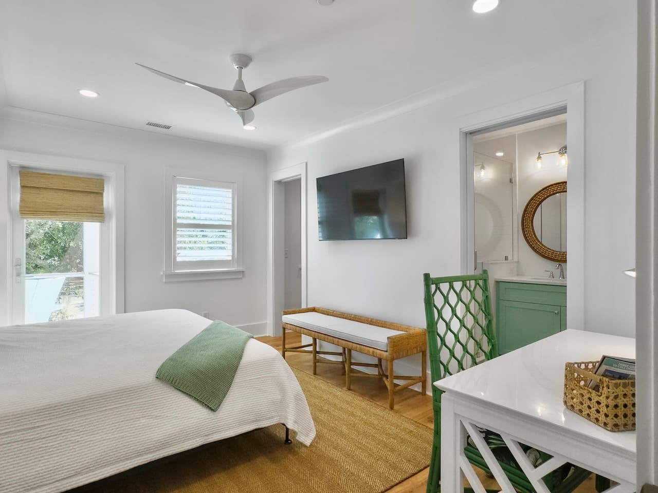 Cameron by the Sea - Image 47