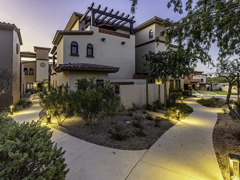 Pacific Retreat - Image 19