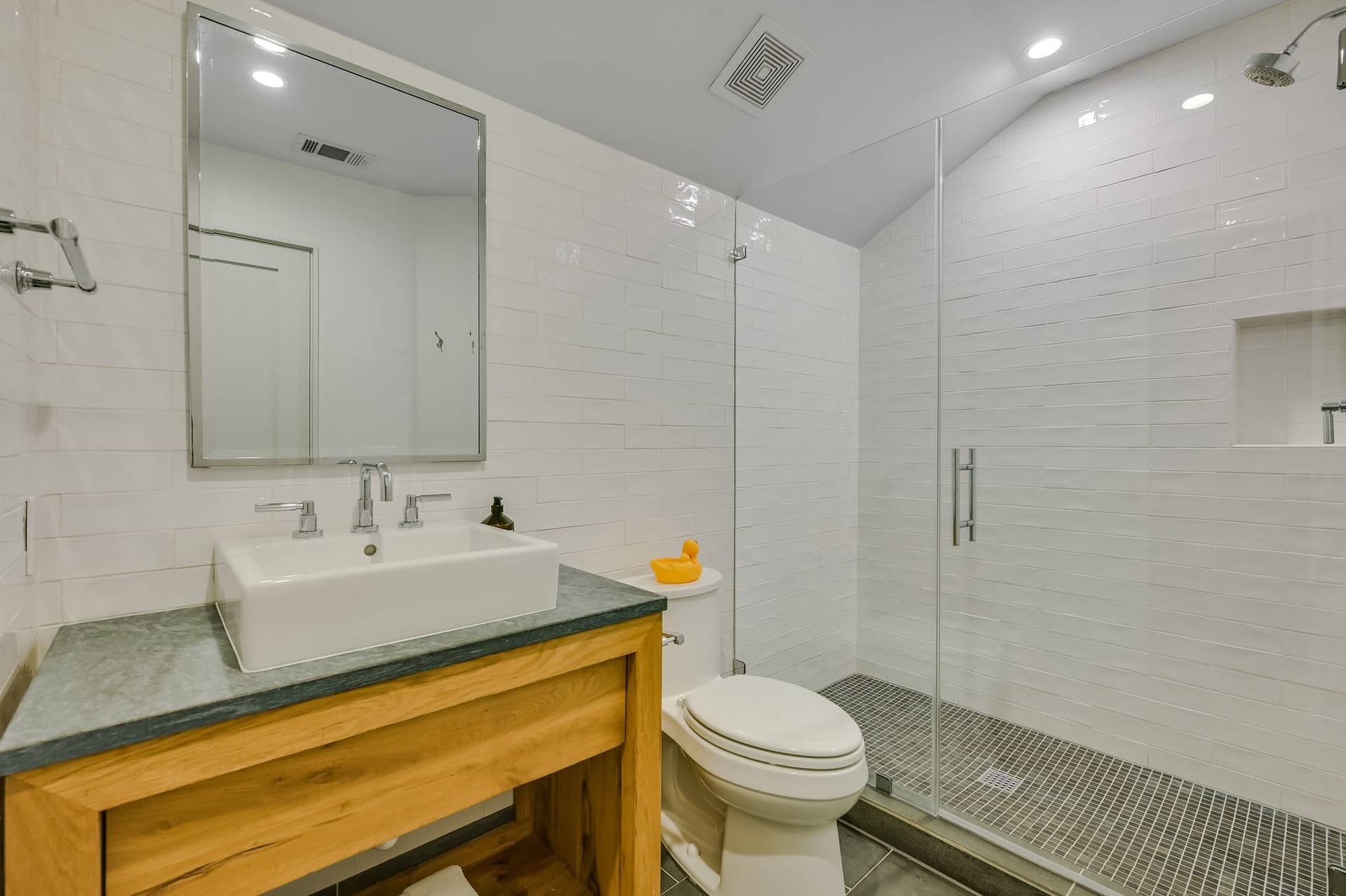 Austin Splendor - Image 36