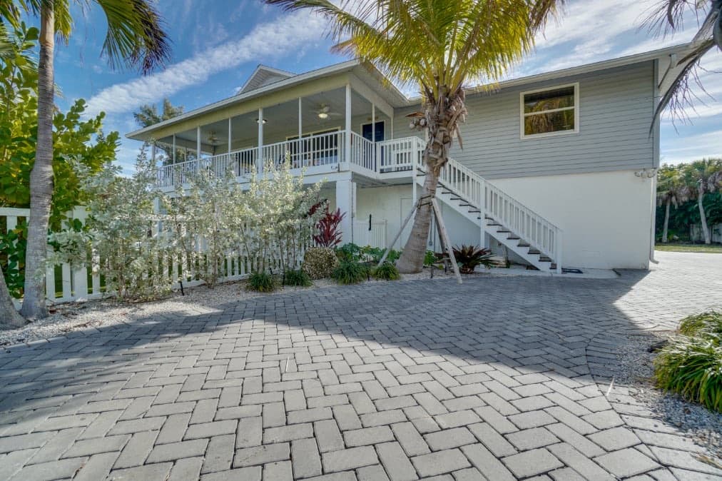 Coconut Cove - Image 48