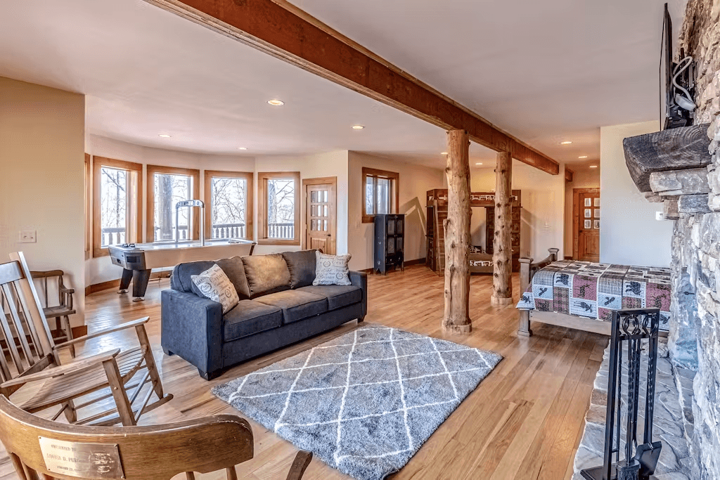 Two Bears - Image 31