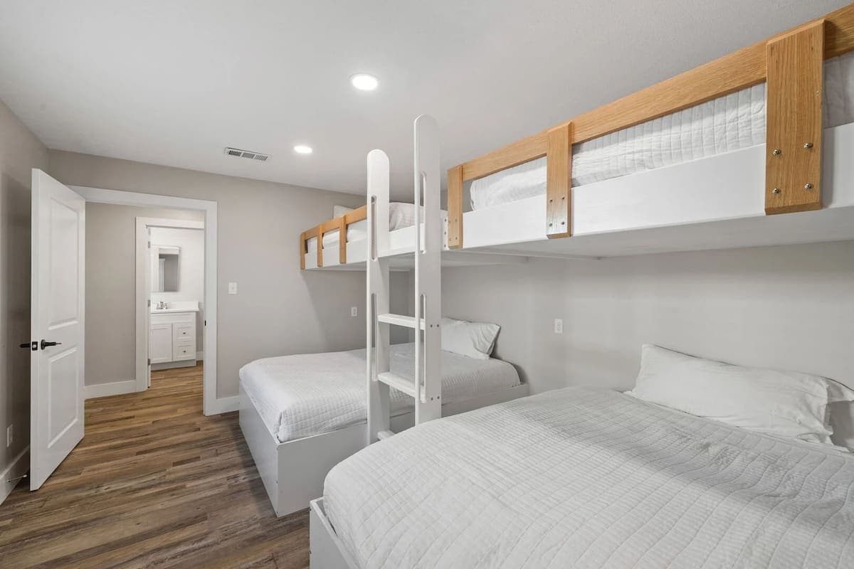 G By The Sea - Image 27