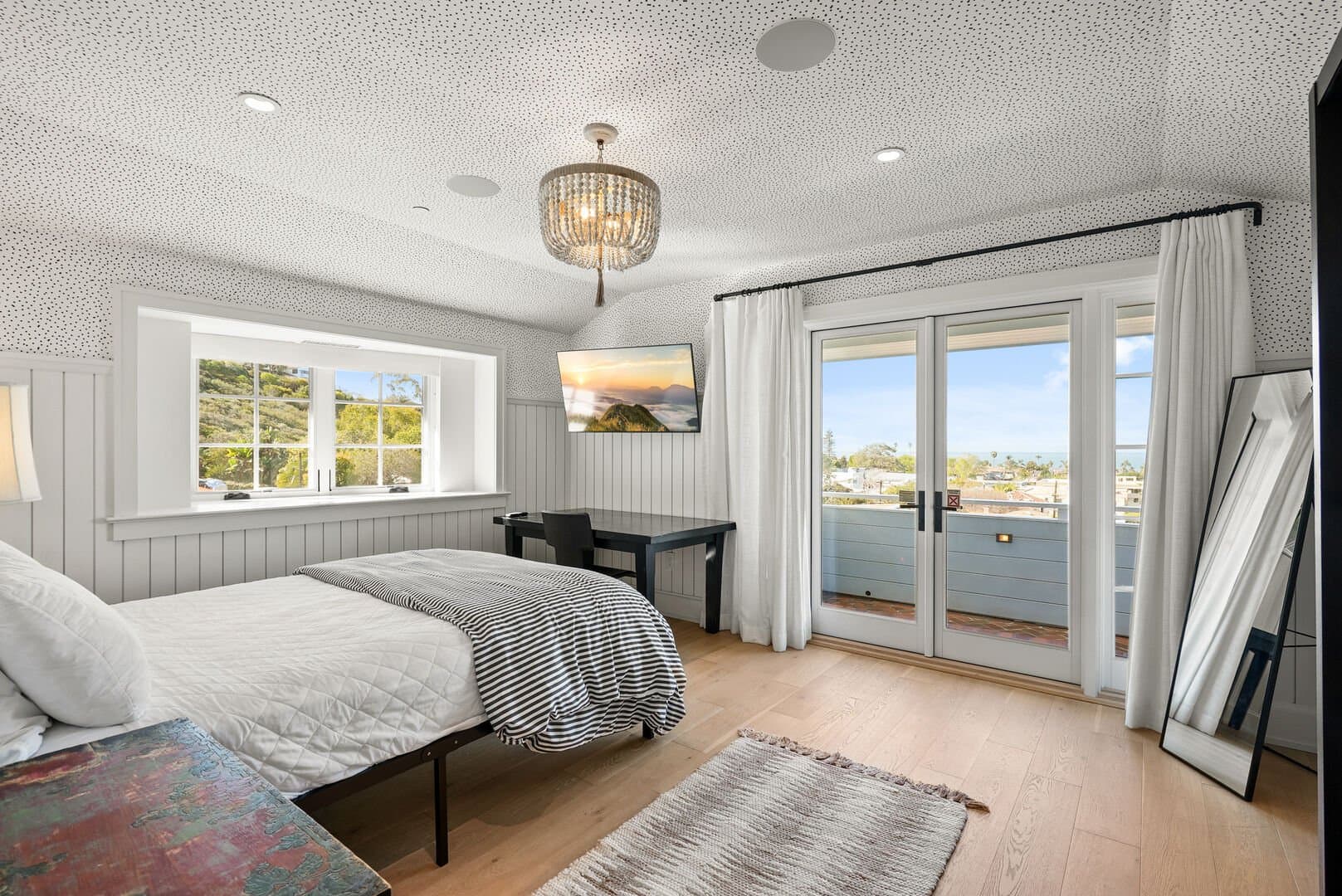 Cabrillo Villa - Image 24