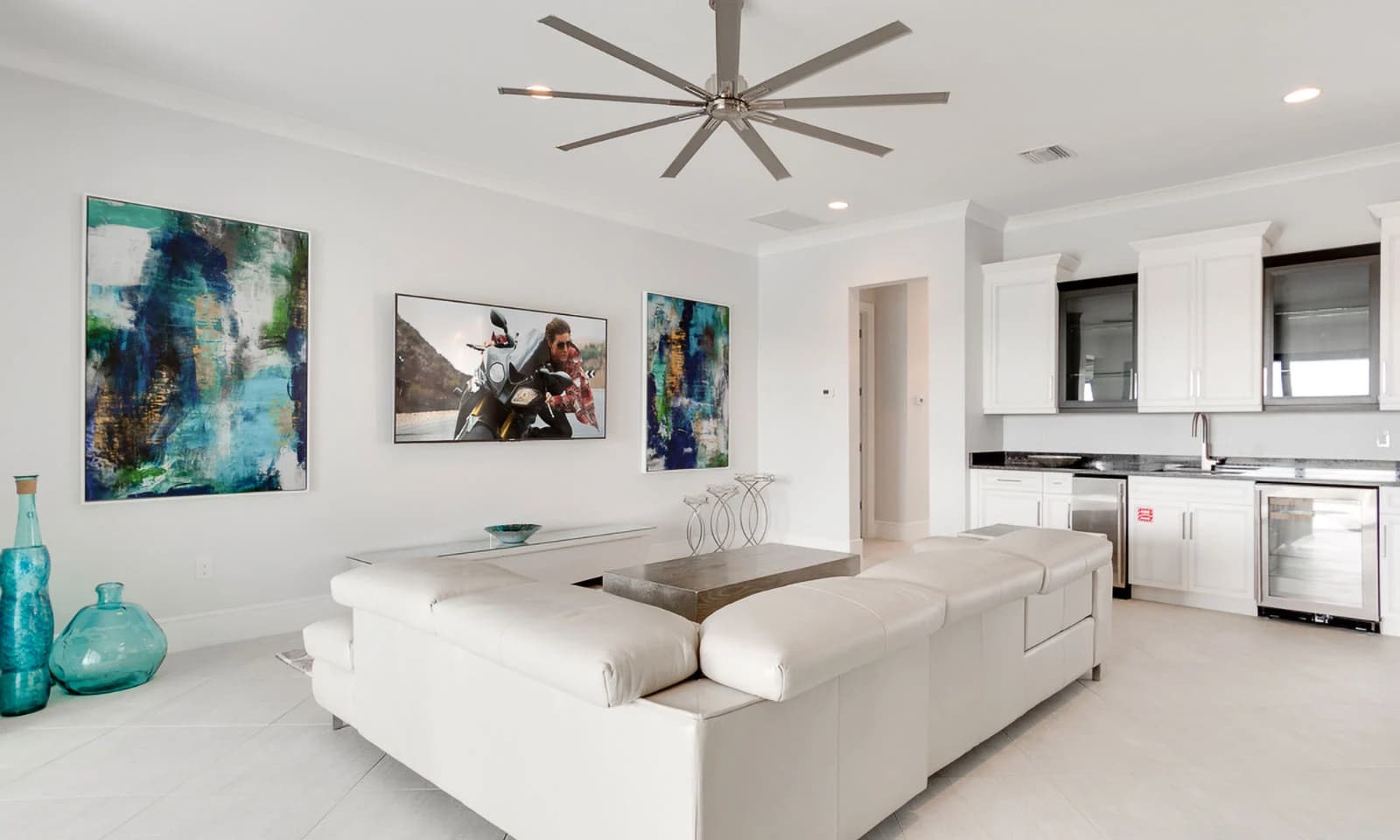 The Outstanding Oasis - Image 47