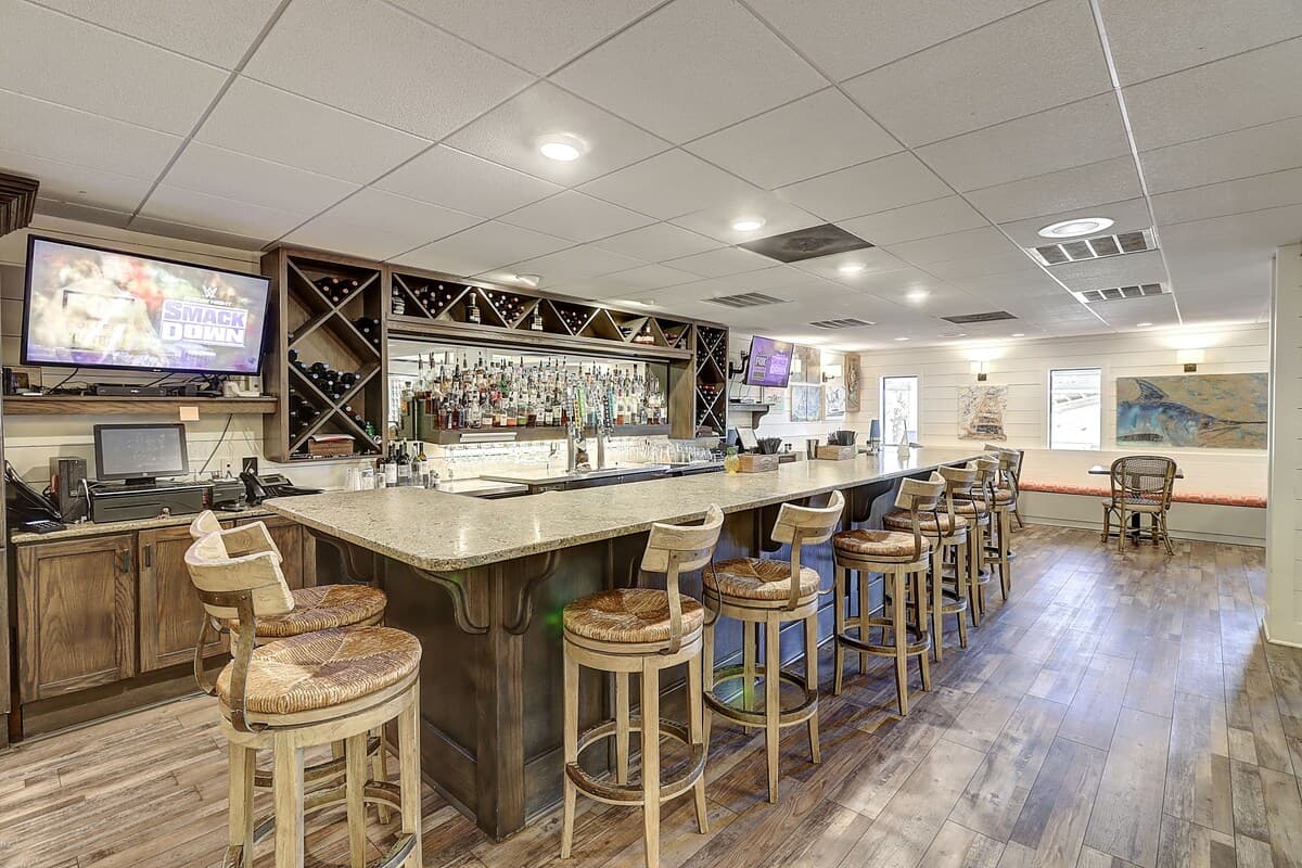 Perfect Pelican House - Image 39