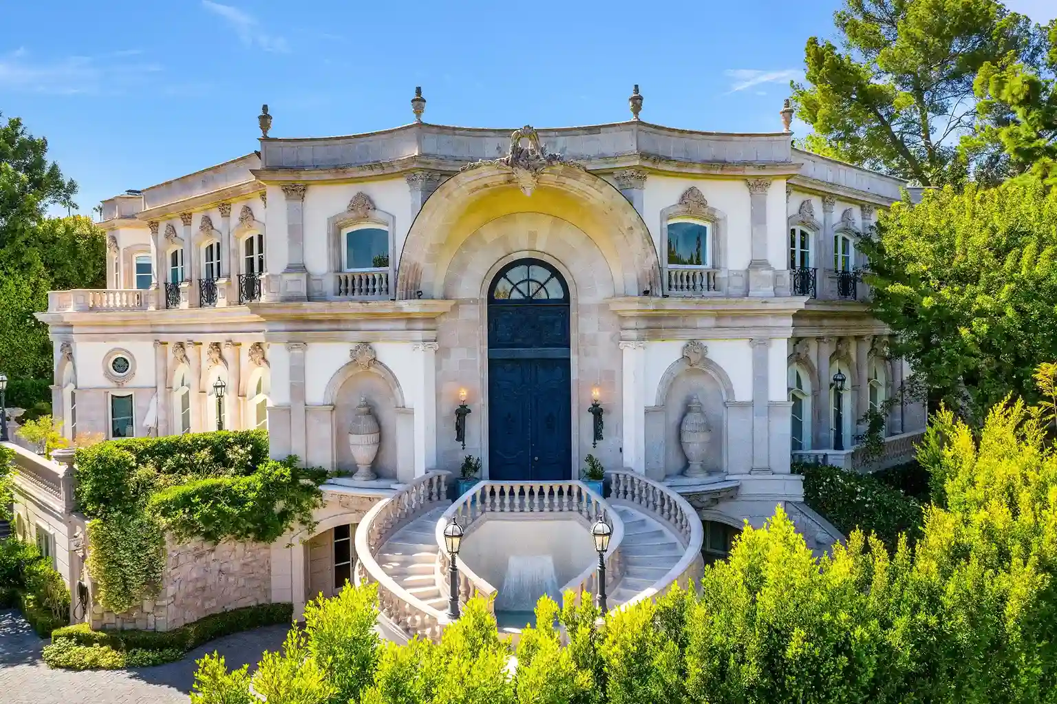 Chateau de Laurel - Image 51