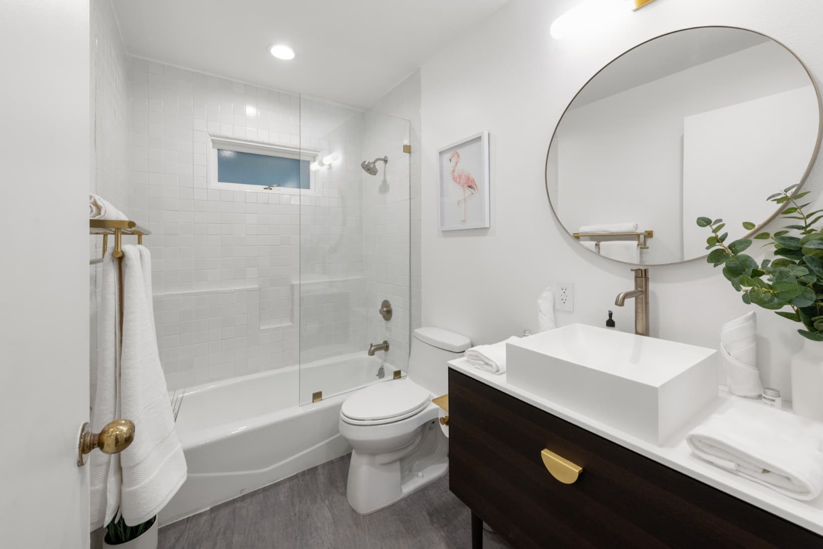 Reef Mall Villa - Image 57