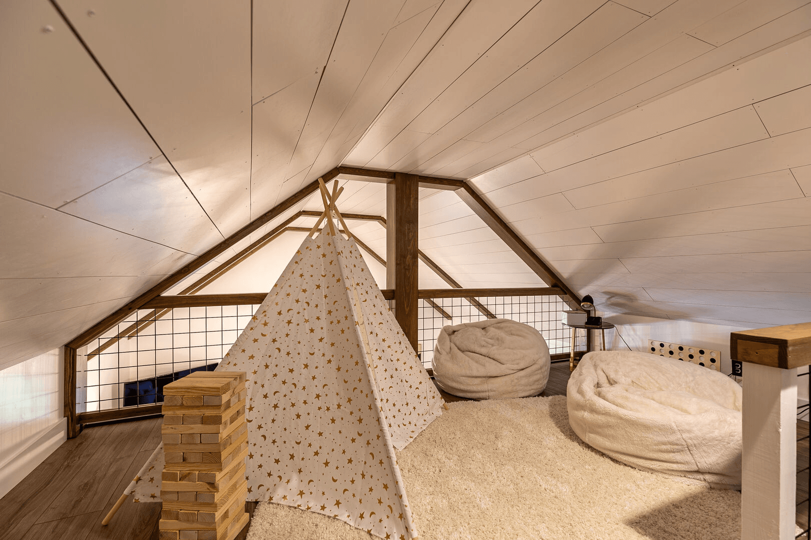 Lark Hollow - Image 19