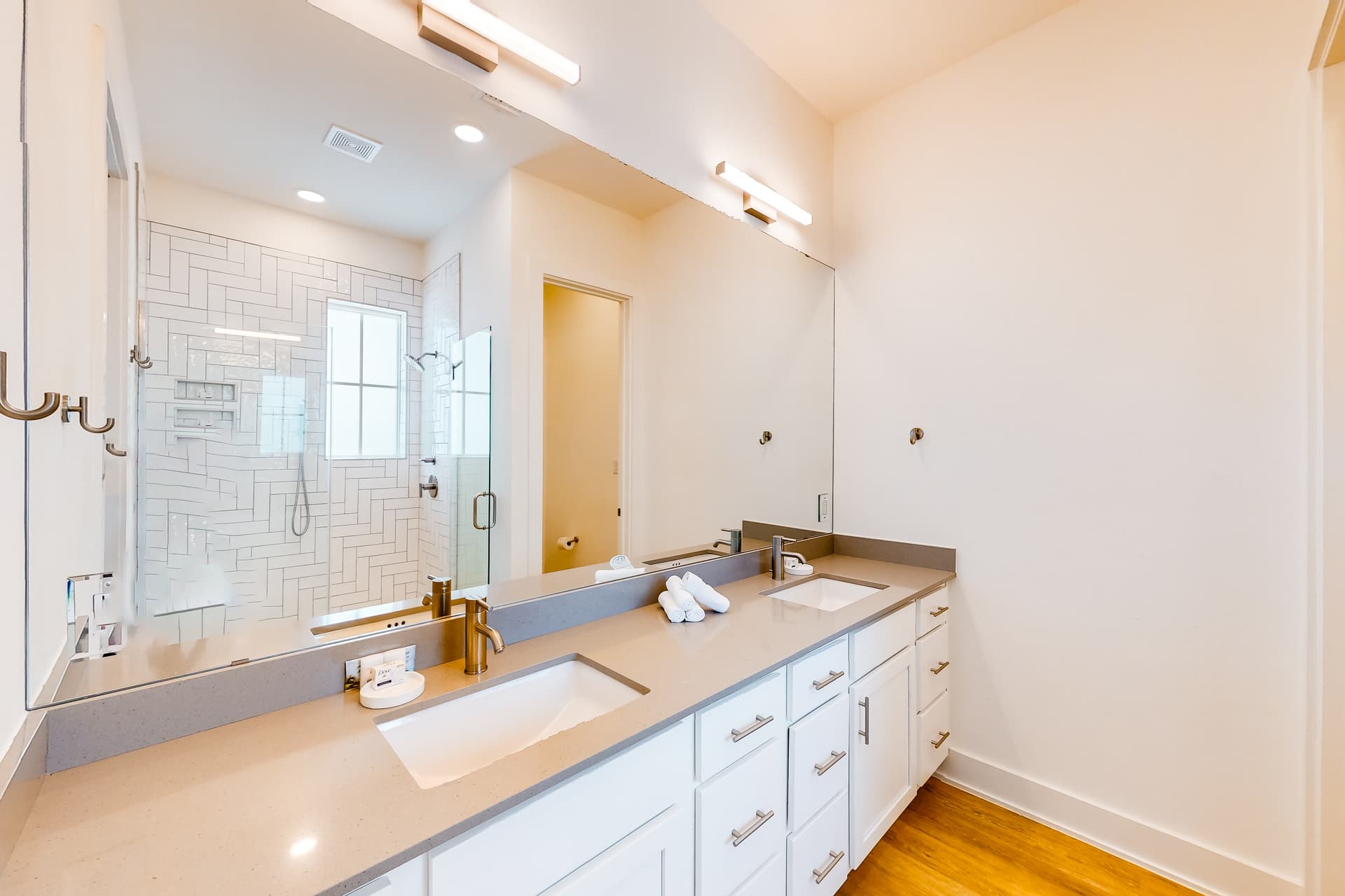 Sunshine Overtime - Image 23