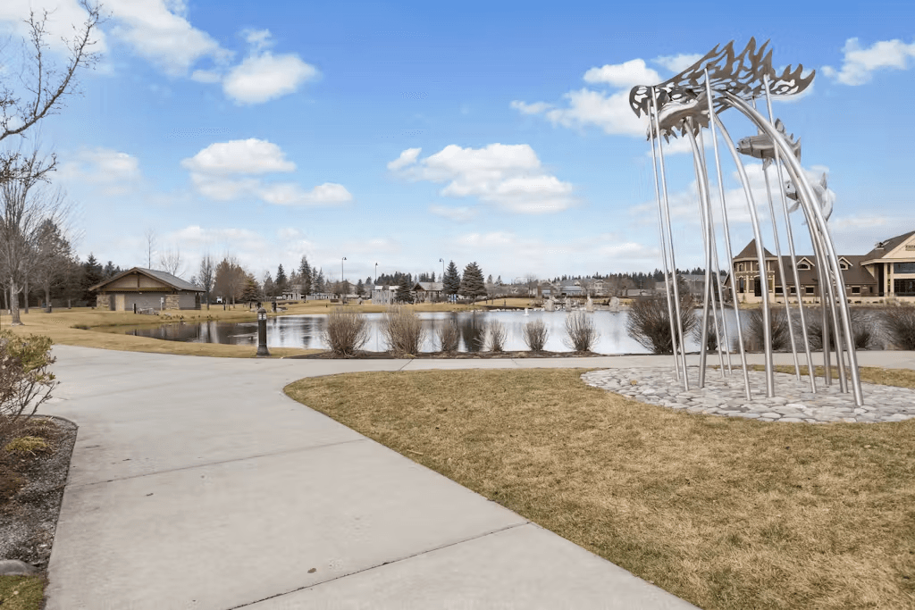 Fabulous Riverstone Retreat - Image 27