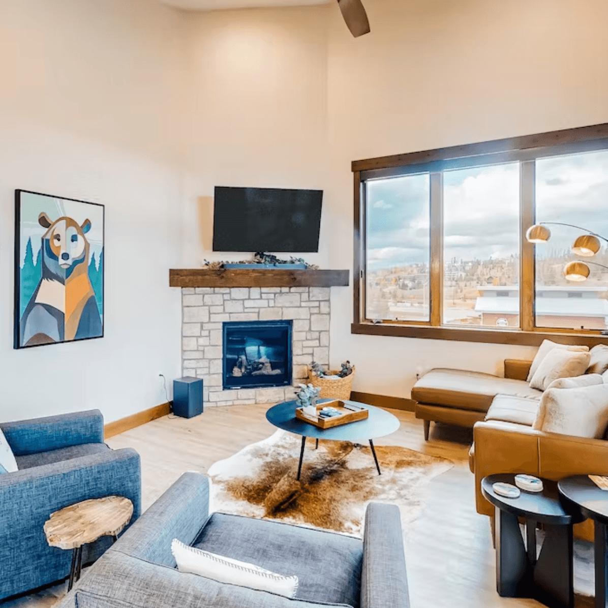 Springview Lane Residence - Image 1