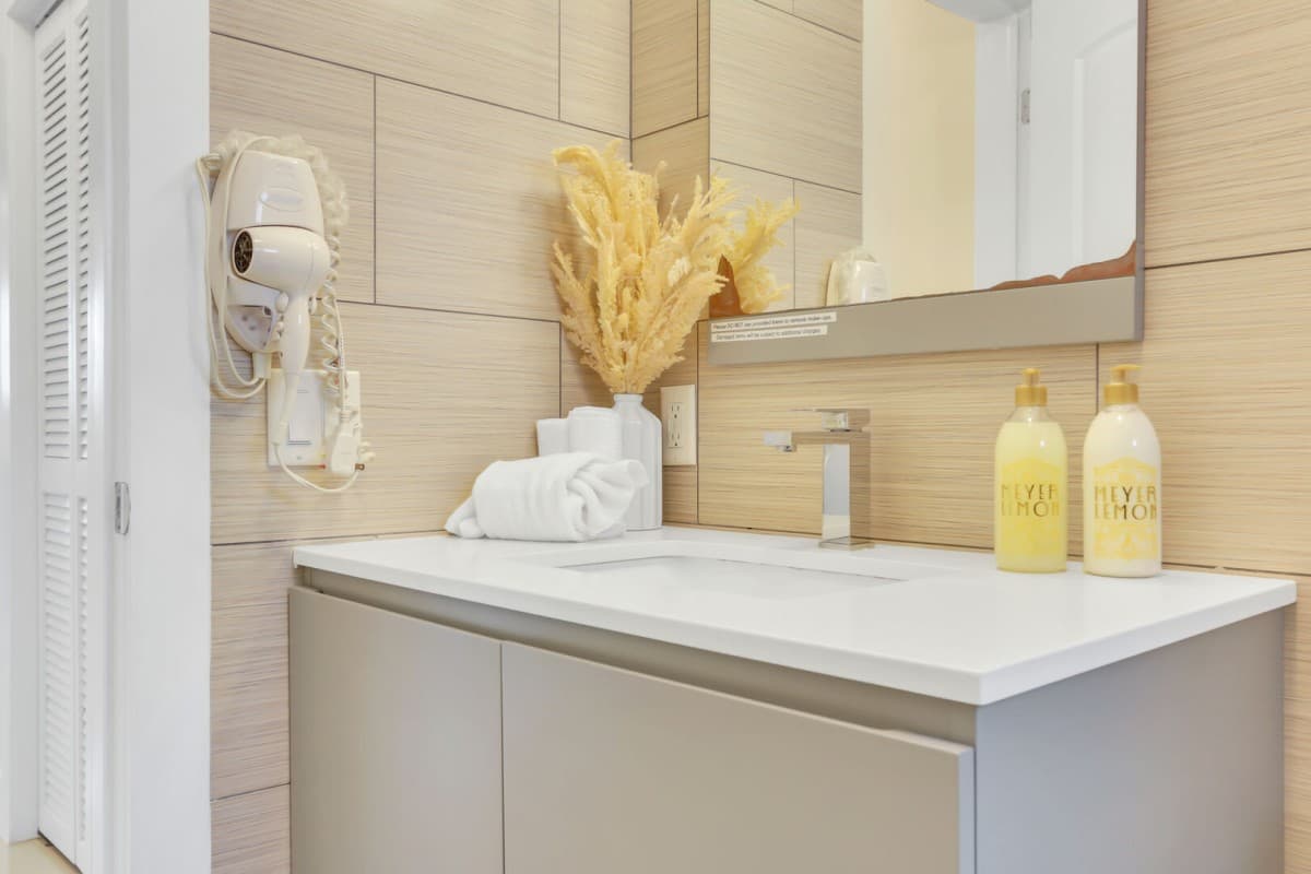 Sunny Home - Image 19