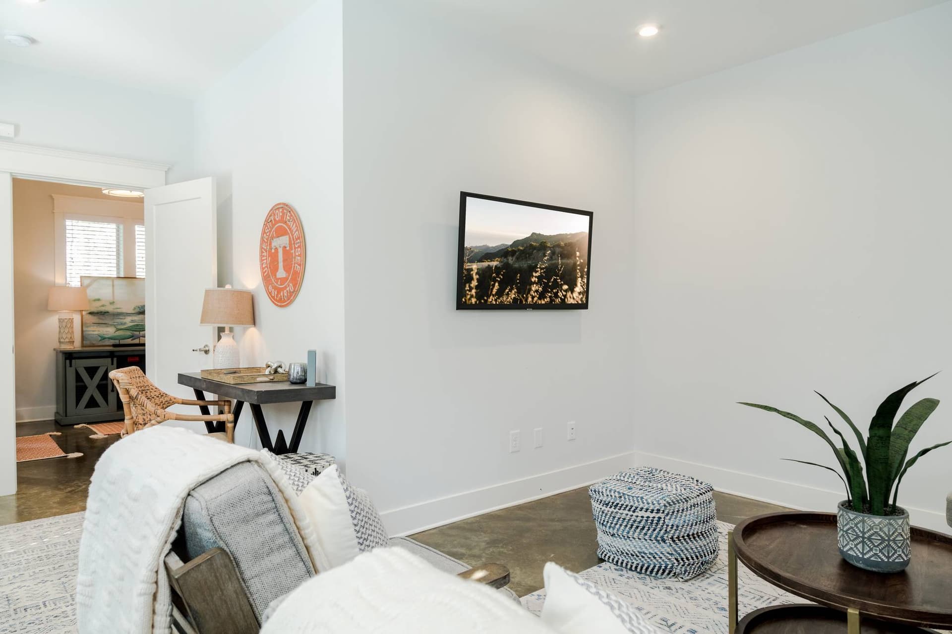 Nashville Coastal House - Image 20