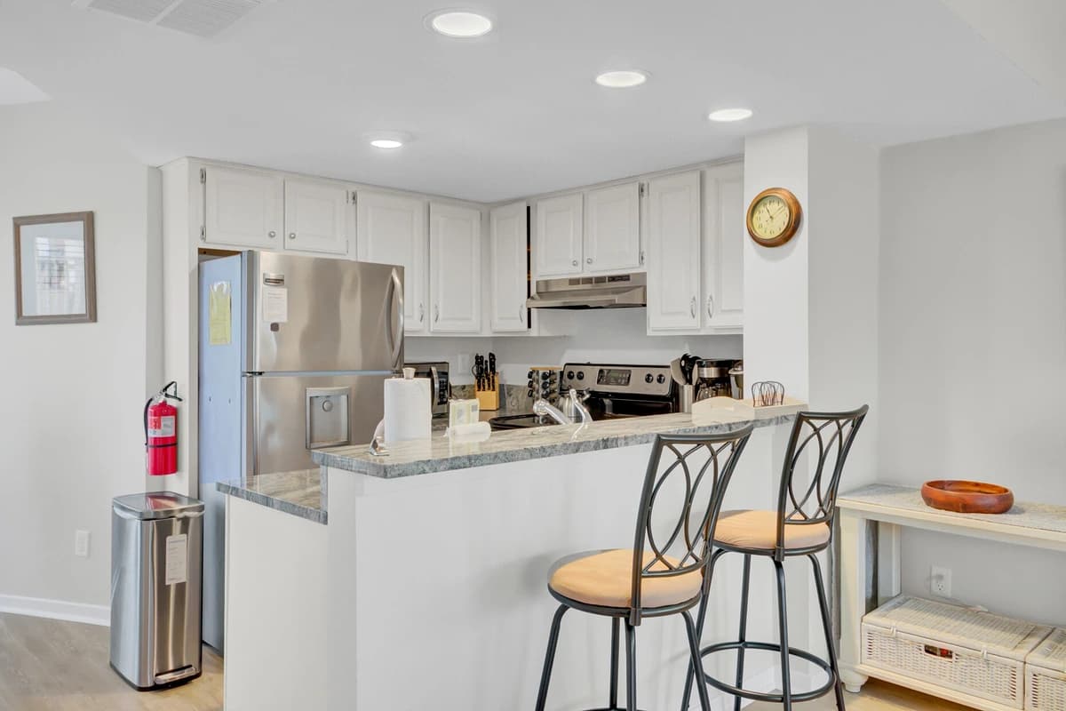 Port O Call #202D - Image 5