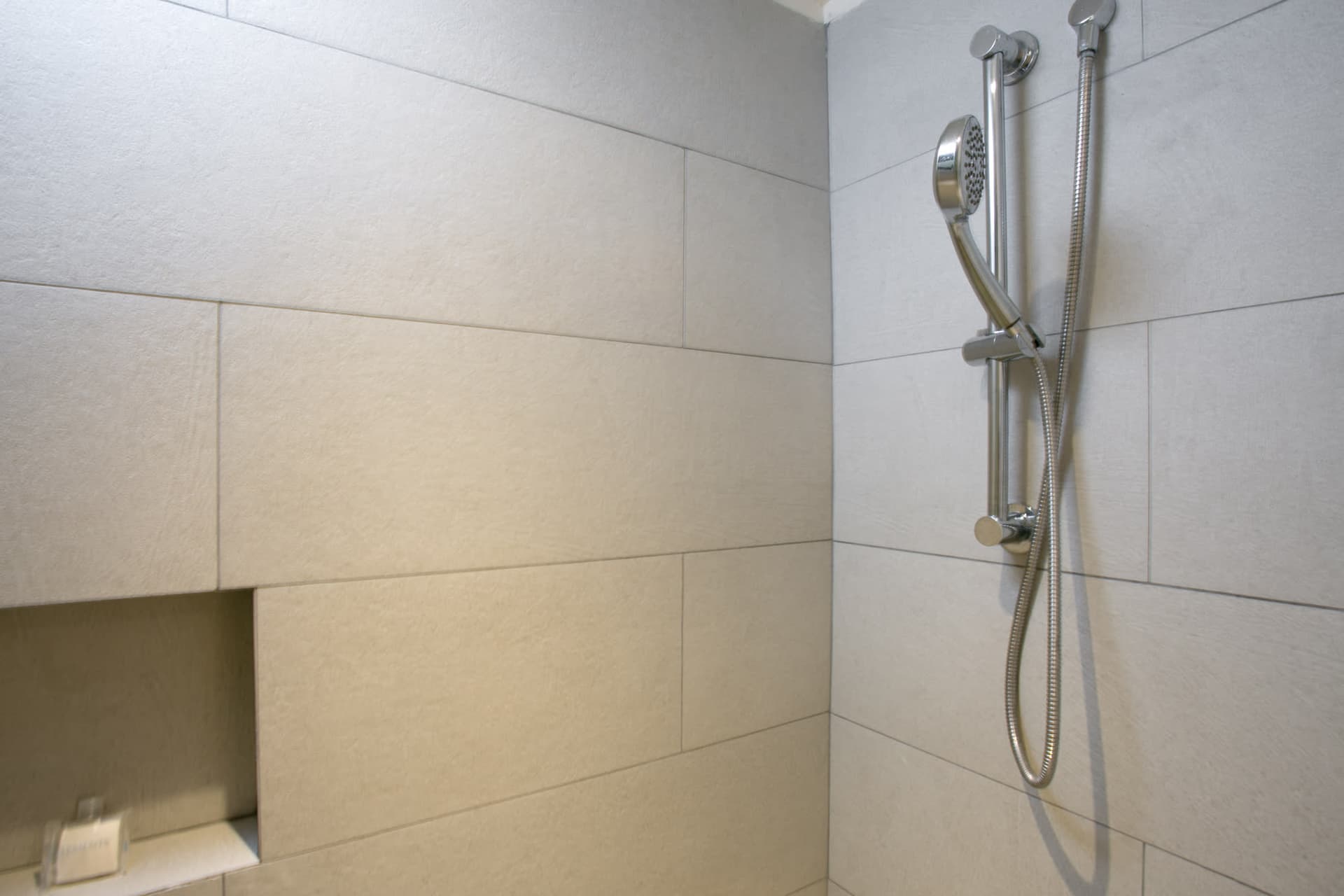 Infinity View Residence - Image 19