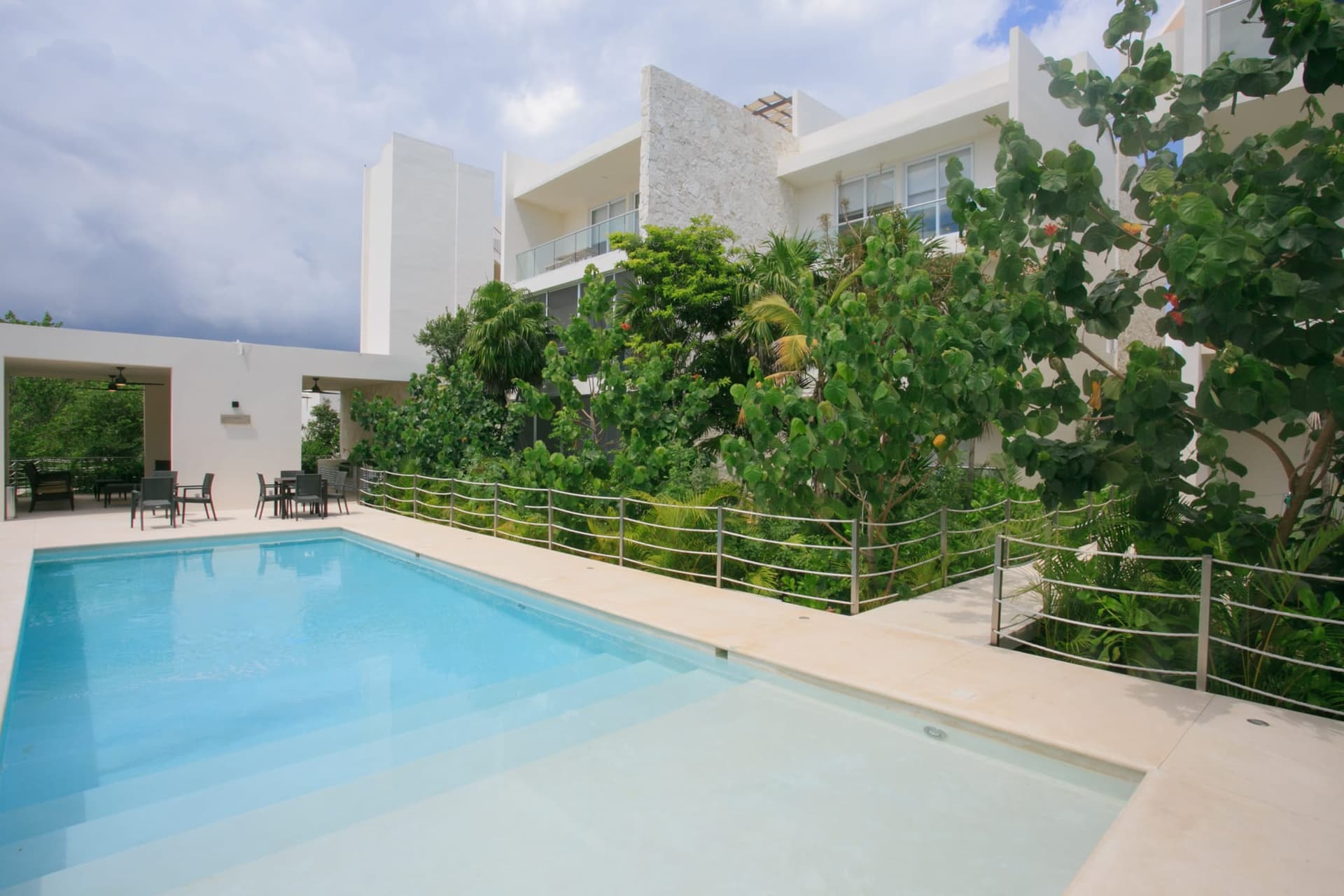 Infinity View Residence - Image 22