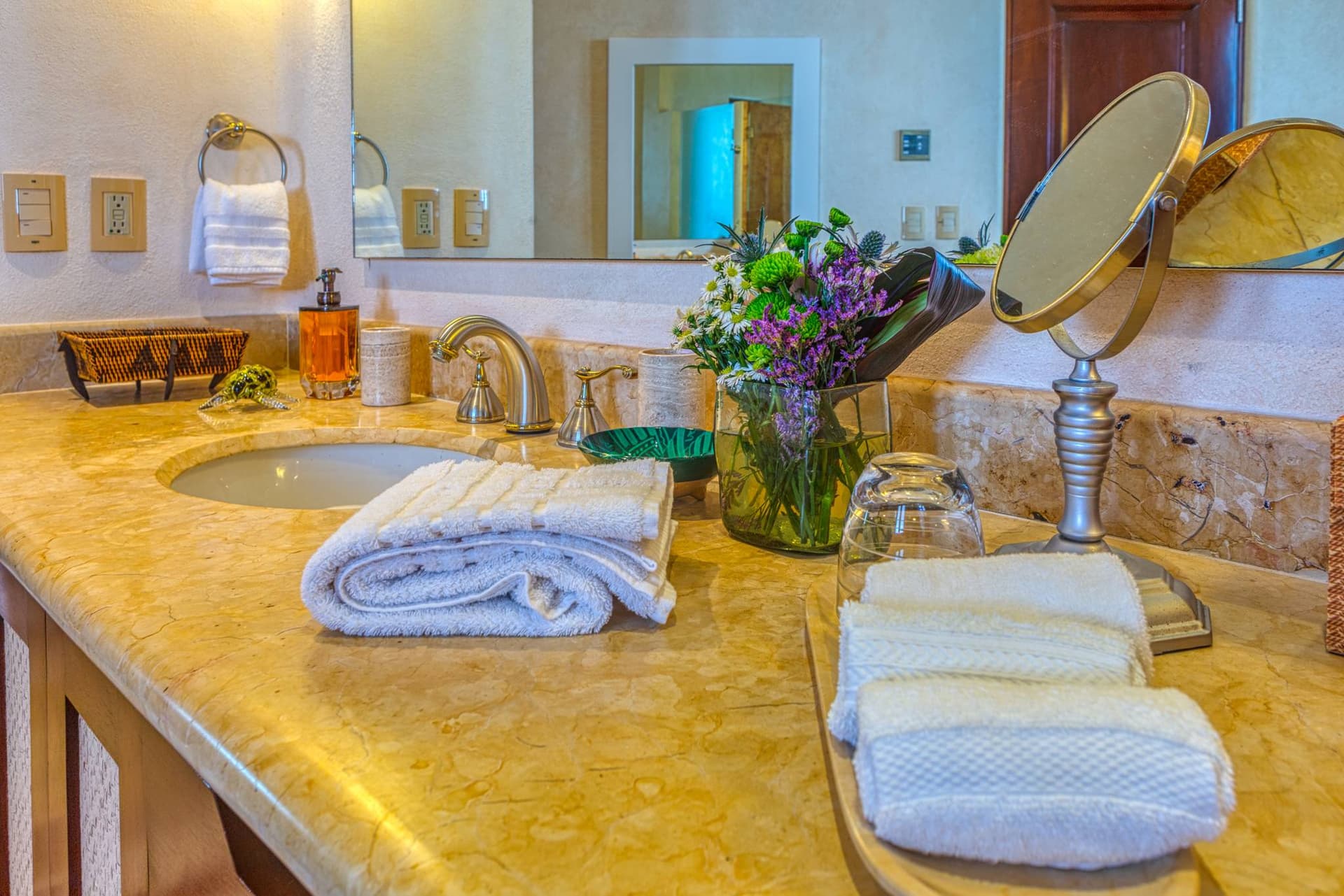 Villa Paloma Blanca - Image 45