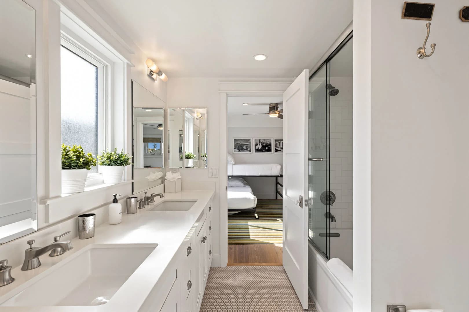 Oceanfront Retreat Three - Image 26