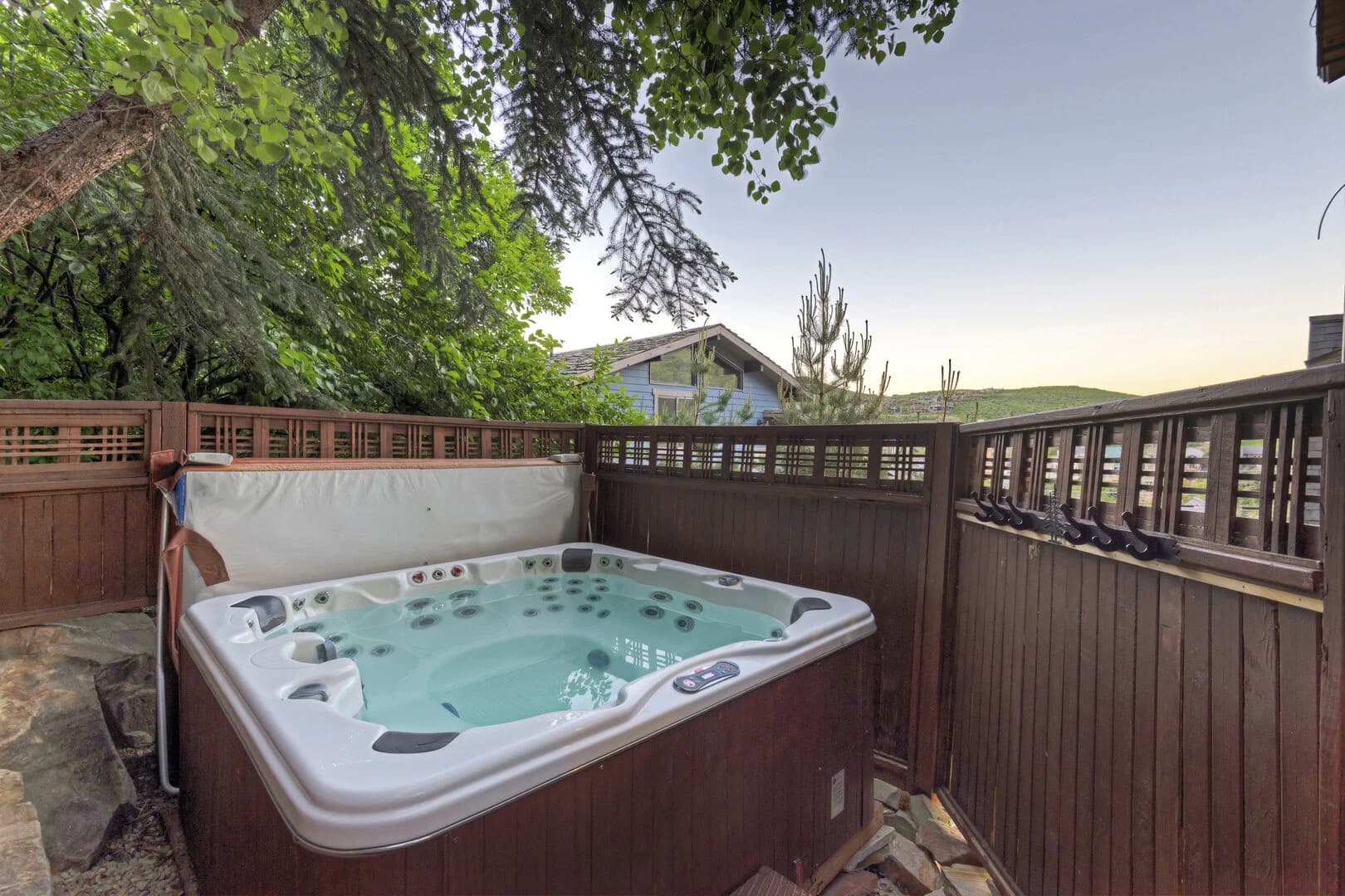 Big Game Lodge - Image 2