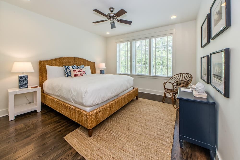 Anchors Up - Image 4