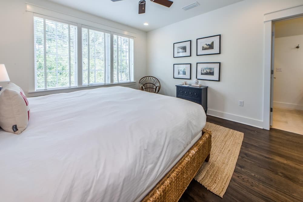 Anchors Up - Image 6