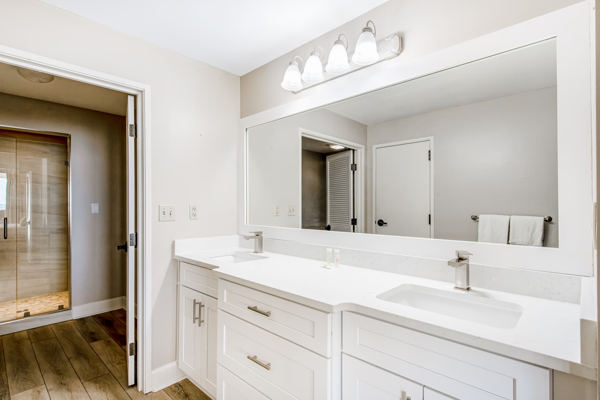 Tops'l Tides 0406 Home - Image 15