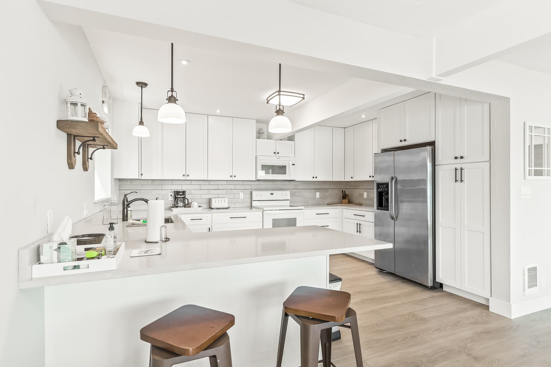 Mica Bay Serenity Cabin - Image 5