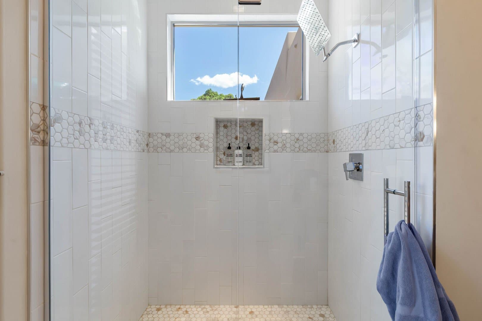 West Chateau - Image 79