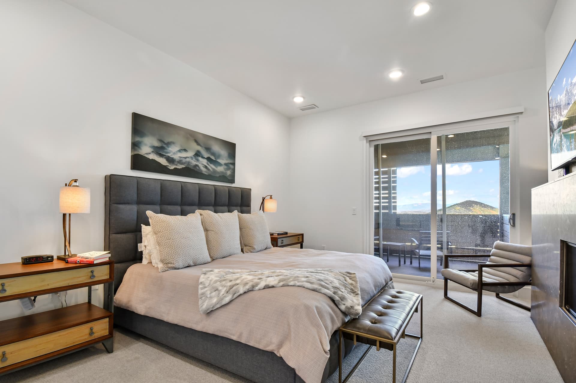 Apex Residence #1501 - Image 14