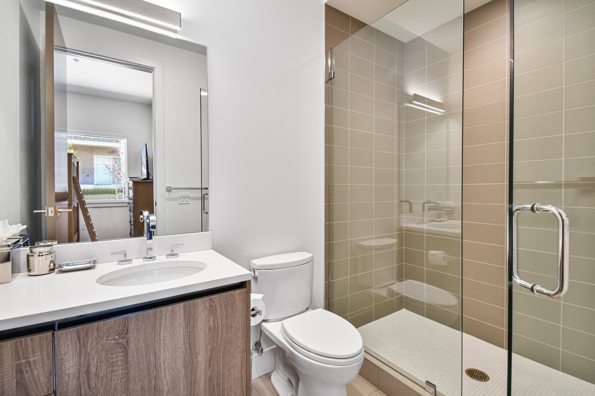 Apex Residence #1501 - Image 19