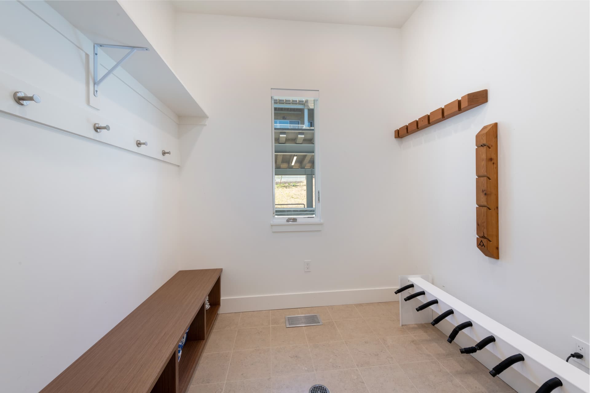 Apex Residences #1701 - Image 32