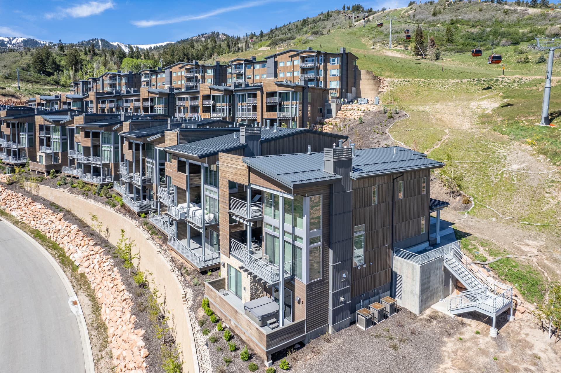 Apex Residences #1701 - Image 34