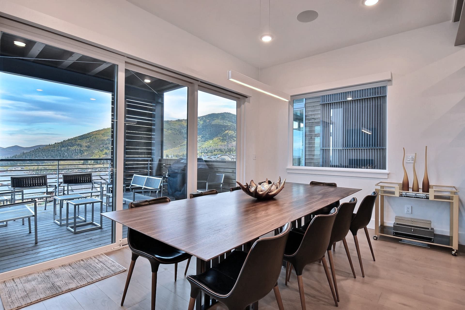 Apex Residences #2201 - Image 23