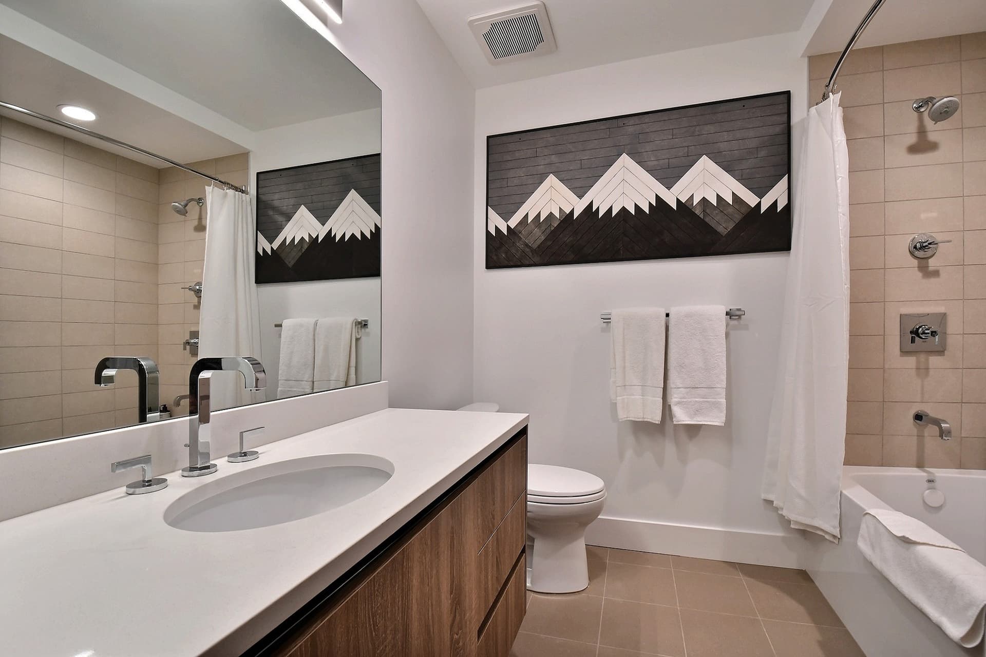 Apex Residences #2201 - Image 33