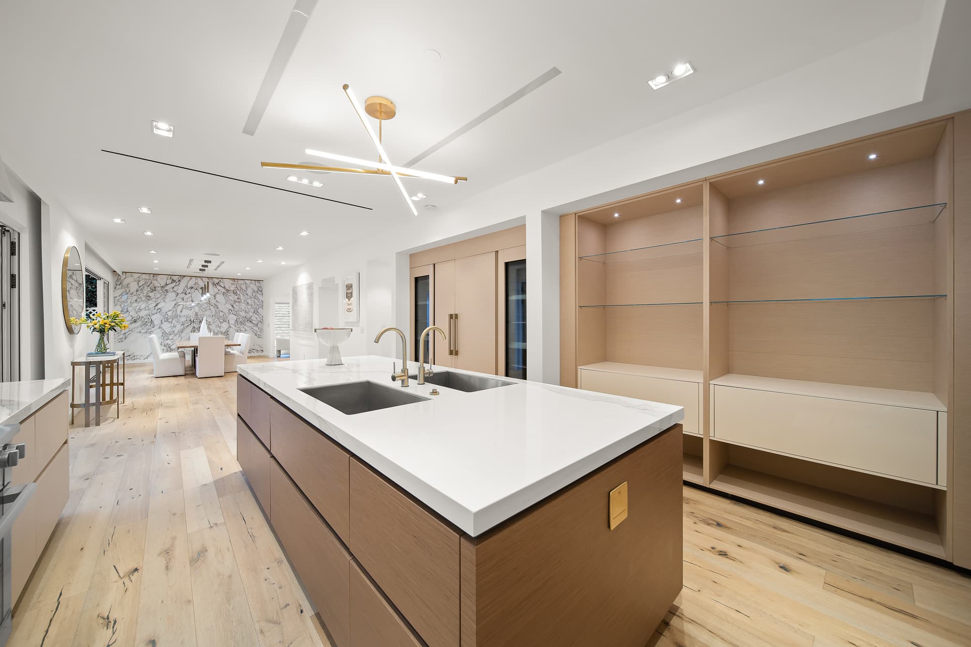 London Villa - Image 23